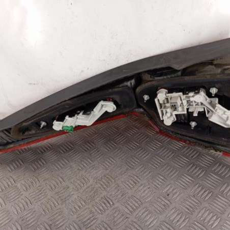 Feu arriere principal droit (feux) VOLVO V 50