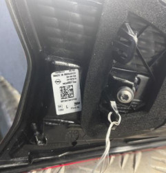 Feu arriere secondaire droit (feux) OPEL CORSA F Photo n°3