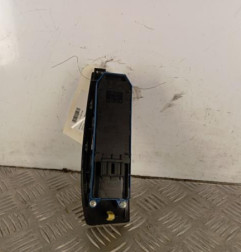 Interrupteur de leve vitre avant gauche TOYOTA VERSO