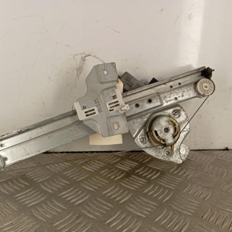 Leve vitre electrique arriere gauche DACIA DUSTER 1