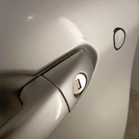 Porte avant gauche PEUGEOT 208 1