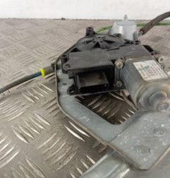 Leve vitre electrique avant gauche PEUGEOT 208 1