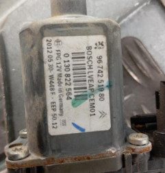 Leve vitre electrique avant gauche PEUGEOT 208 1 Photo n°3