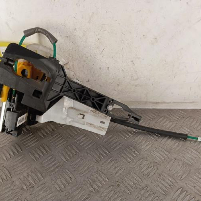 Serrure avant droit HYUNDAI I 30 2