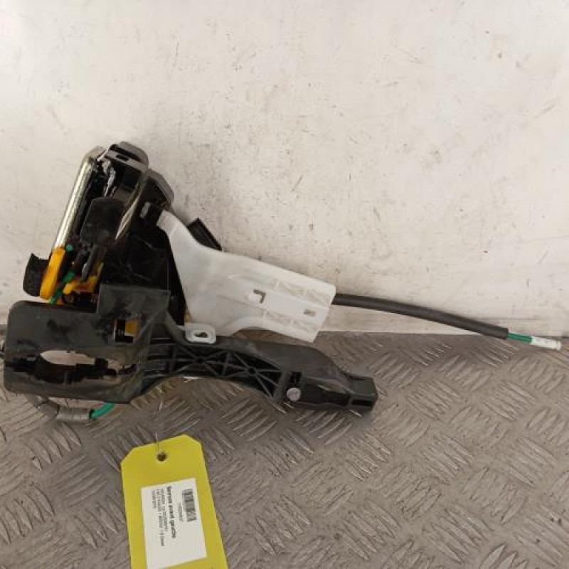 Serrure avant gauche HYUNDAI I 30 2