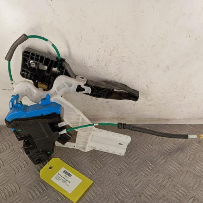 Serrure arriere gauche HYUNDAI I 30 2