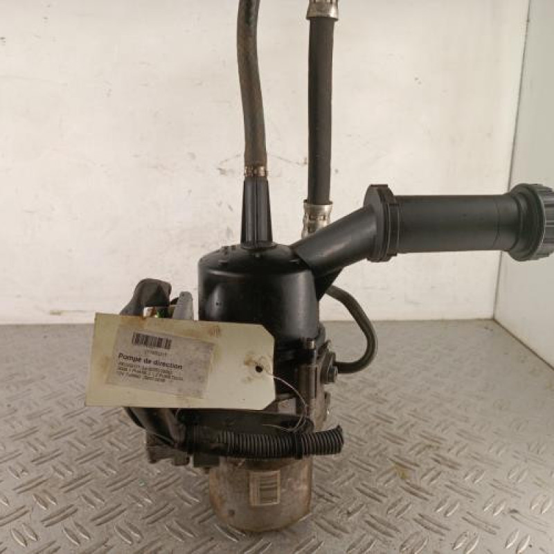 Pompe de direction PEUGEOT 3008 1