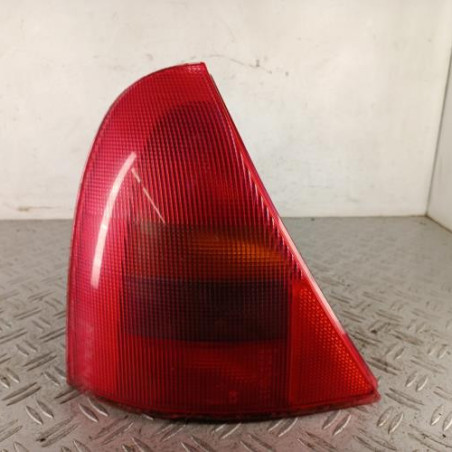 Feu arriere principal gauche (feux) RENAULT CLIO 2 Photo n°1