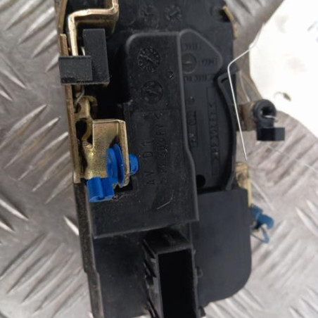 Serrure avant droit PEUGEOT PARTNER 1