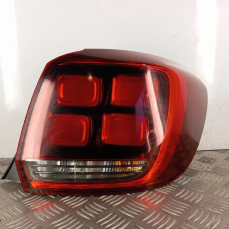 Feu arriere principal droit (feux) DACIA SANDERO 2