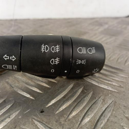 Commodo phare DACIA SANDERO 2