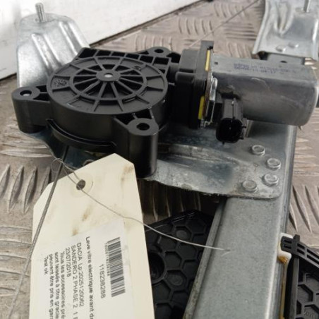 Leve vitre electrique avant droit DACIA SANDERO 2