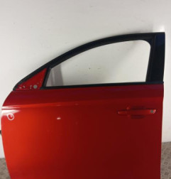 Porte avant gauche OPEL CORSA F Photo n°1