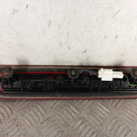 Feu arriere stop central KIA SPORTAGE 2