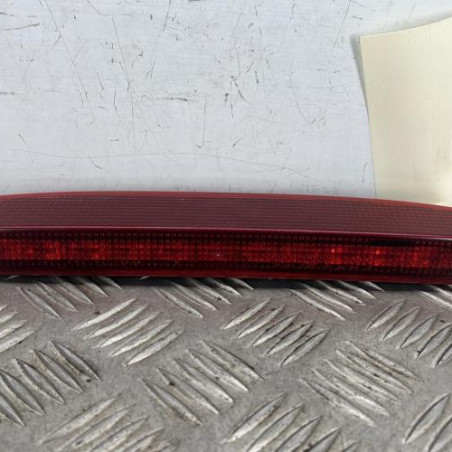 Feu arriere stop central RENAULT CLIO 2 CAMPUS Photo n°1