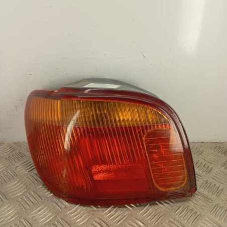Feu arriere principal gauche (feux) TOYOTA YARIS 1 Photo n°1