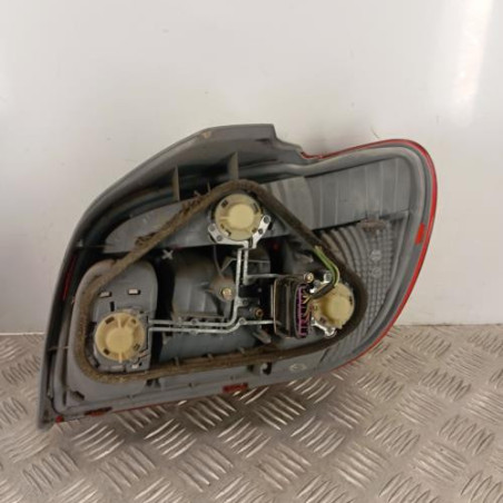 Feu arriere principal gauche (feux) TOYOTA YARIS 1