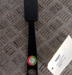 Attache ceinture avant gauche TOYOTA YARIS 1 Photo n°1