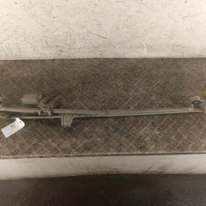 Moteur essuie glace avant OPEL ZAFIRA B