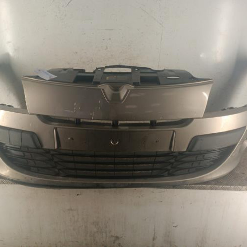Pare choc avant RENAULT MEGANE 3