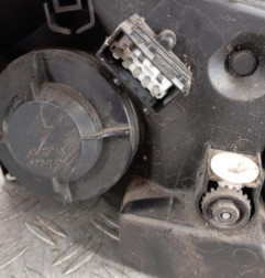 Optique avant principal gauche (feux)(phare) PEUGEOT 206+ Photo n°6