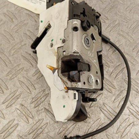 Serrure avant gauche PEUGEOT 207