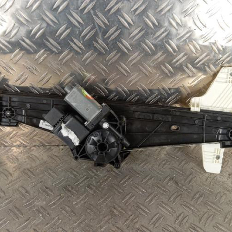 Leve vitre electrique arriere gauche PEUGEOT 5008 2