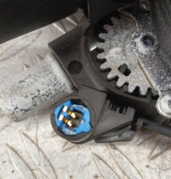 Ceinture avant gauche CITROEN C5 2 Photo n°4