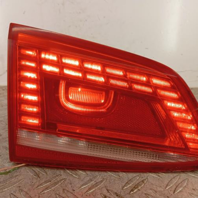 Feu arriere secondaire gauche (feux) VOLKSWAGEN PASSAT 6