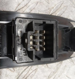 Interrupteur de leve vitre avant gauche PEUGEOT 208 1 Photo n°3