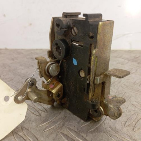 Serrure avant droit PEUGEOT 106