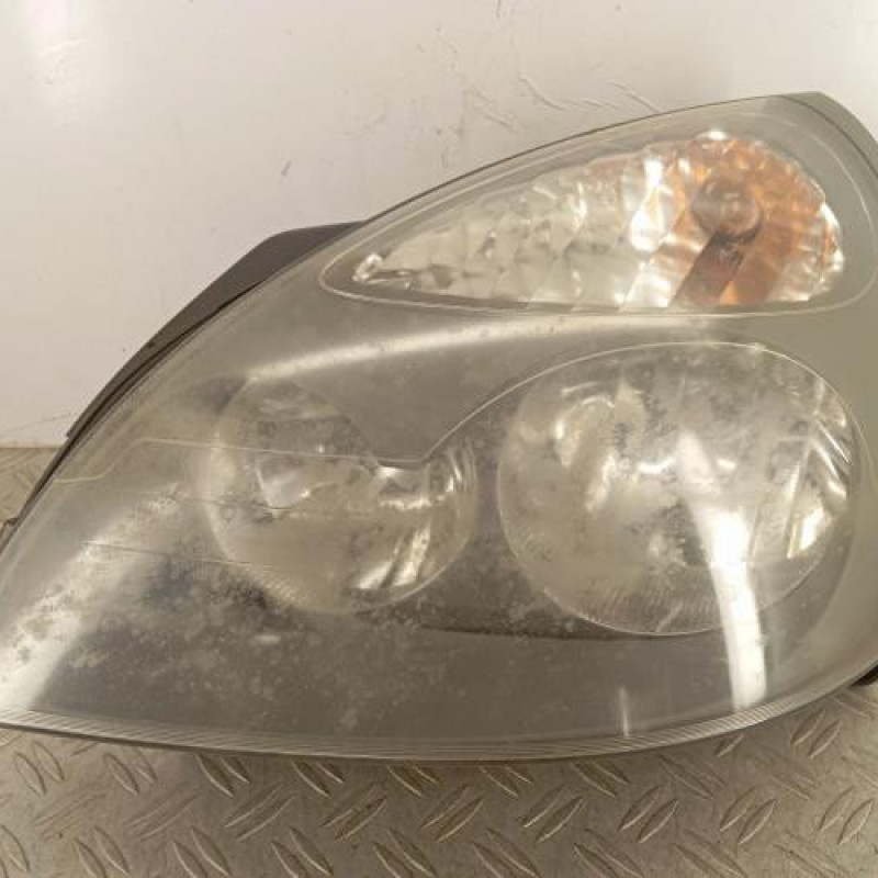 Optique avant principal gauche (feux)(phare) RENAULT CLIO 2