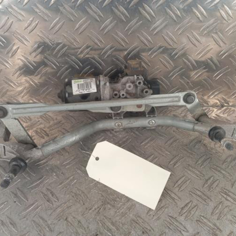 Moteur essuie glace avant RENAULT CLIO 4
