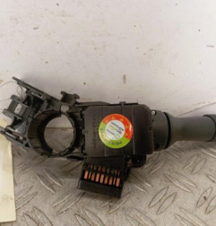 Commodo phare TOYOTA AURIS 1 Photo n°3