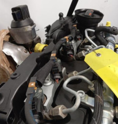 Moteur VOLKSWAGEN TOURAN 2 Photo n°5