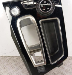 Console central (interieur plastique) PEUGEOT 5008 2 Photo n°1