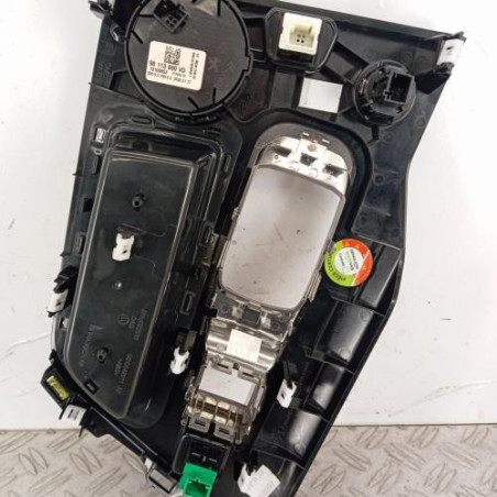 Console central (interieur plastique) PEUGEOT 5008 2