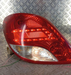 Feu arriere principal gauche (feux) PEUGEOT 207 Photo n°1