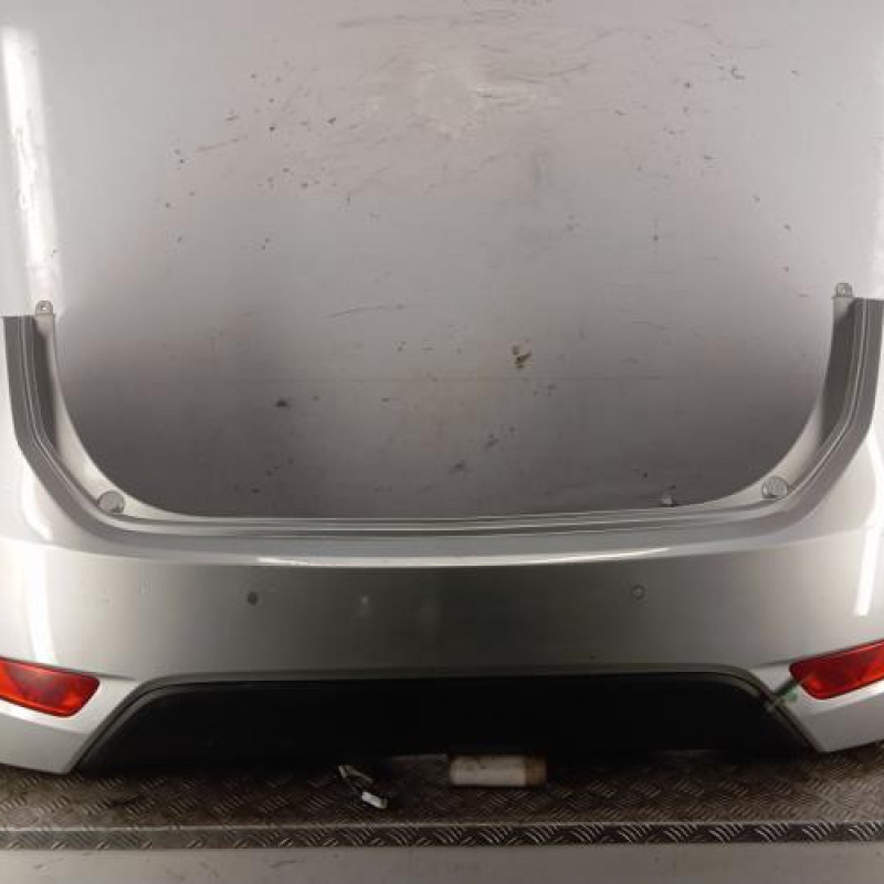 Pare choc arriere HYUNDAI IX 20