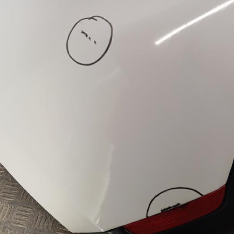 Pare choc arriere RENAULT CLIO 4