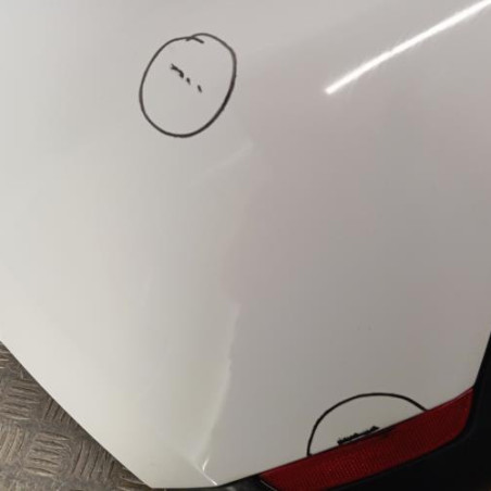 Pare choc arriere RENAULT CLIO 4 Photo n°1