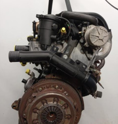 Moteur CITROEN XSARA Photo n°4