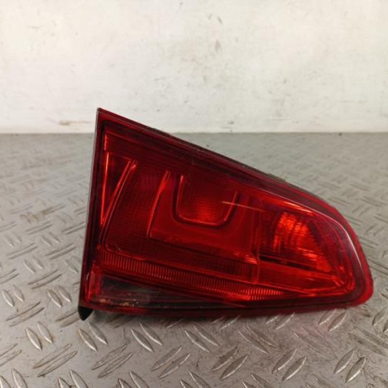Feu arriere secondaire gauche (feux) VOLKSWAGEN GOLF 7