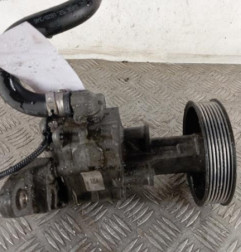 Pompe de direction BMW SERIE 5 F07 GRAN TURISMO Photo n°1