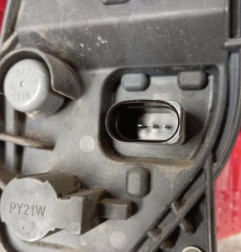 Feu arriere principal droit (feux) VOLKSWAGEN TOURAN 2 Photo n°4