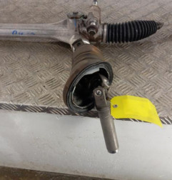 Cremaillere assistee TOYOTA VERSO Photo n°4