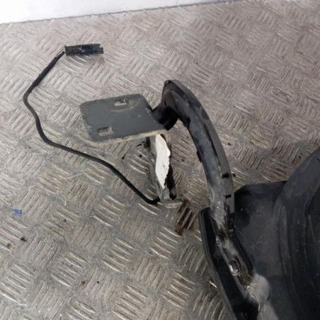 Hayon inferieur PEUGEOT 3008 1