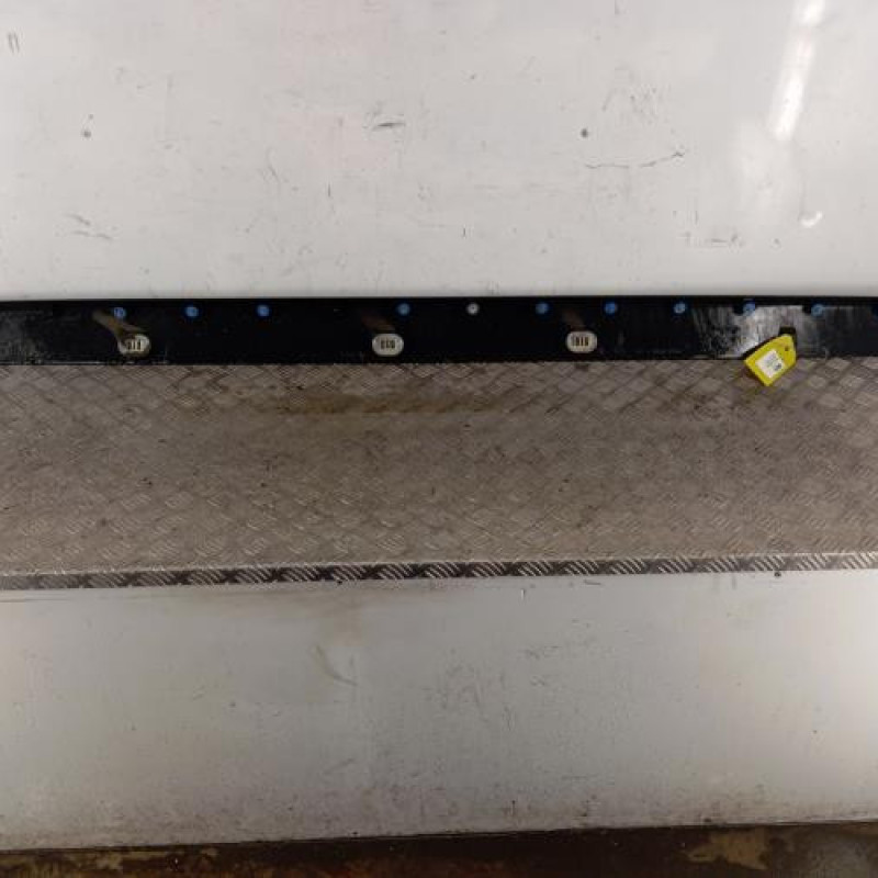 Bas de caisse droit PEUGEOT 3008 1