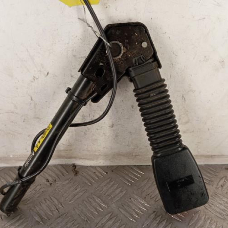 Attache ceinture avant droit MINI MINI 1 R50/R53
