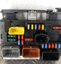 Boitier servitude moteur (BSM) CITROEN C3 PICASSO Photo n°1